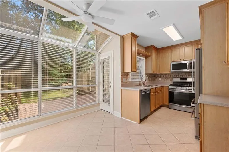 112 Mount Vernon Circle, Atlanta, Georgia 30338, 2 Bedrooms Bedrooms, ,2 BathroomsBathrooms,Residential,For Sale,112 Mount Vernon Circle,7640369