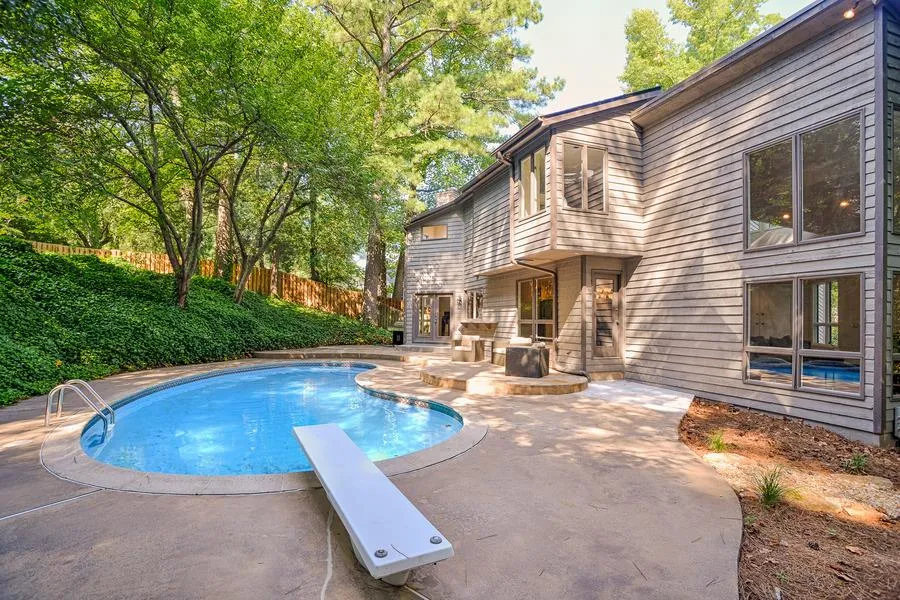 510 Cutwater Trail, Sandy Springs, Georgia 30328, 4 Bedrooms Bedrooms, ,2 BathroomsBathrooms,Residential,Sold,510 Cutwater Trail,5573295