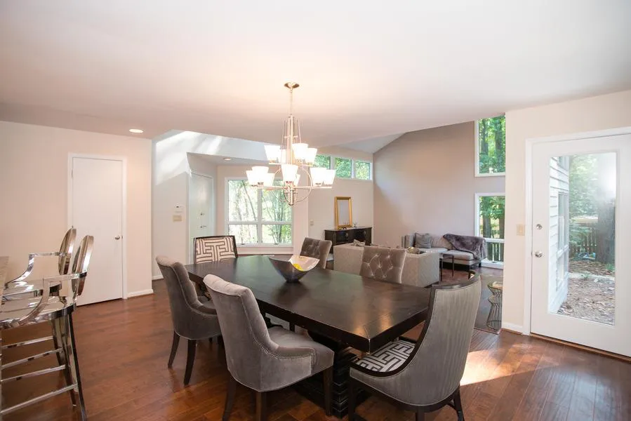 510 Cutwater Trail, Sandy Springs, Georgia 30328, 4 Bedrooms Bedrooms, ,2 BathroomsBathrooms,Residential,Sold,510 Cutwater Trail,5573295
