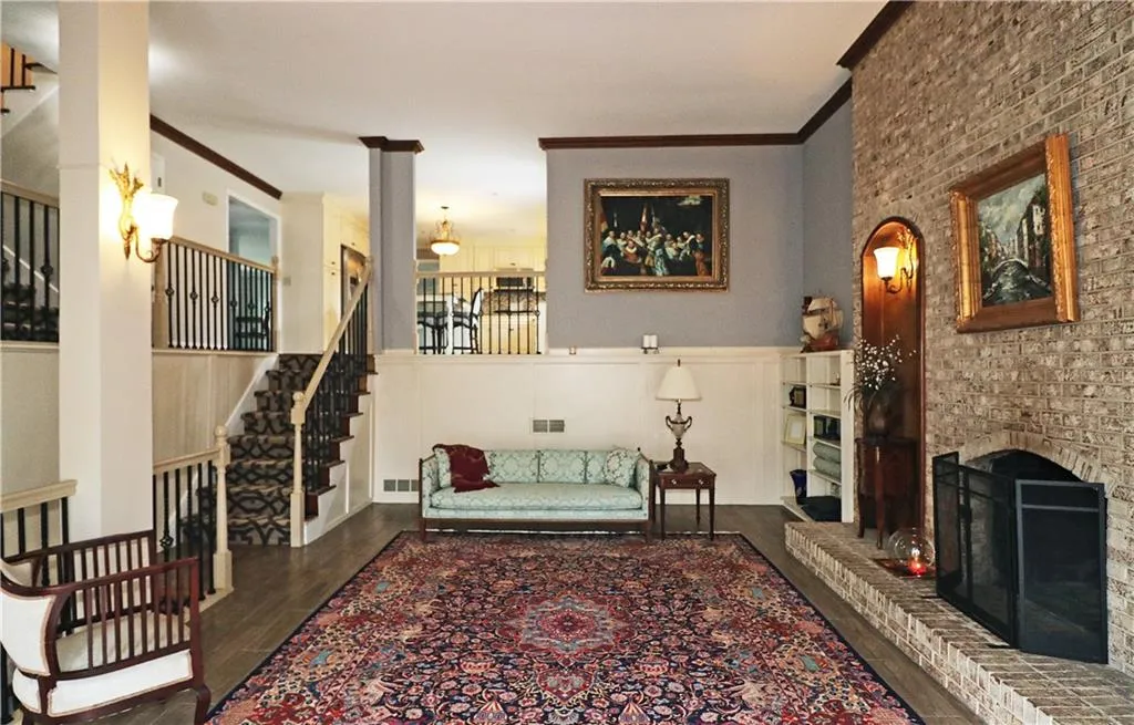 7575 Ball Mill Road Ne, Sandy Springs, Georgia 30350, 5 Bedrooms Bedrooms, ,4 BathroomsBathrooms,Residential,Sold,7575 Ball Mill Road Ne,7175777