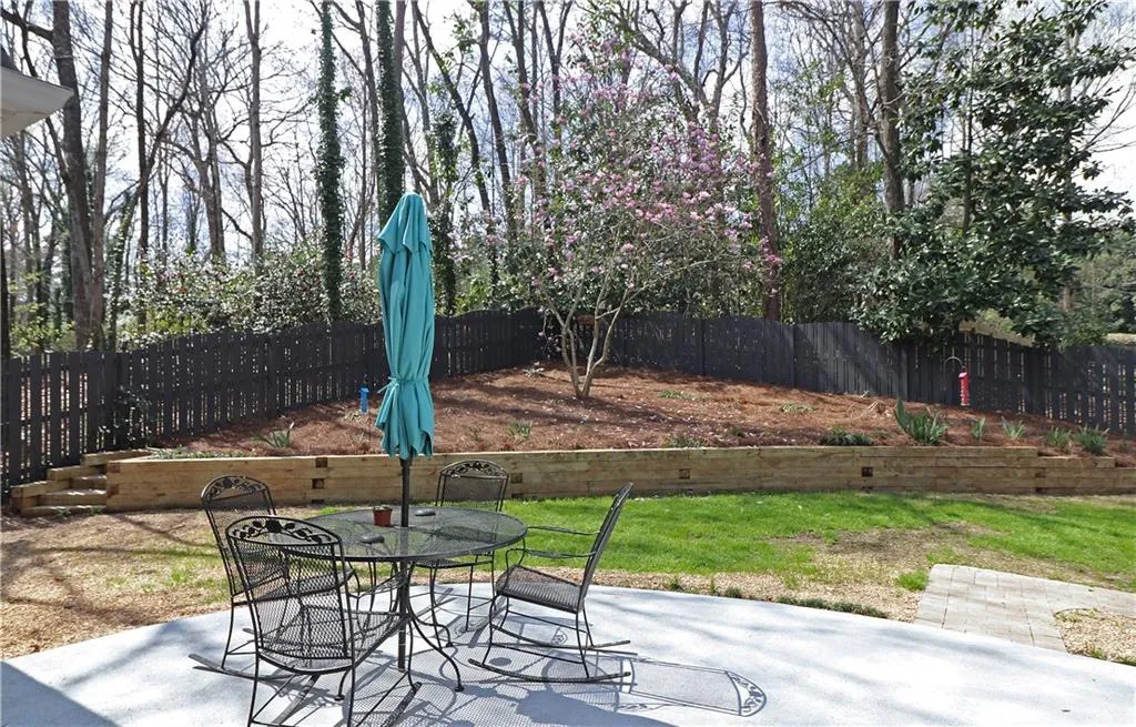 7575 Ball Mill Road Ne, Sandy Springs, Georgia 30350, 5 Bedrooms Bedrooms, ,4 BathroomsBathrooms,Residential,Sold,7575 Ball Mill Road Ne,7175777