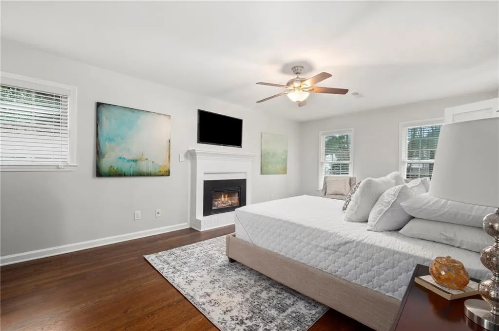 6585 Scott Valley Road, Atlanta, Georgia 30328, 3 Bedrooms Bedrooms, ,2 BathroomsBathrooms,Residential,Sold,6585 Scott Valley Road,6842181