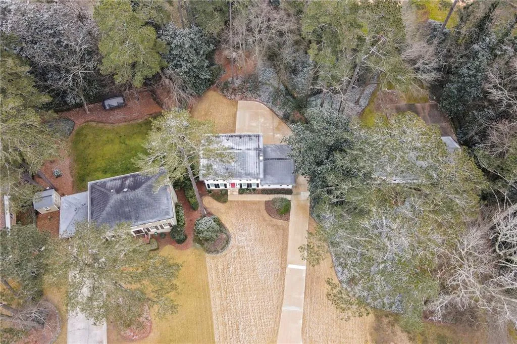 6585 Scott Valley Road, Atlanta, Georgia 30328, 3 Bedrooms Bedrooms, ,2 BathroomsBathrooms,Residential,Sold,6585 Scott Valley Road,6842181