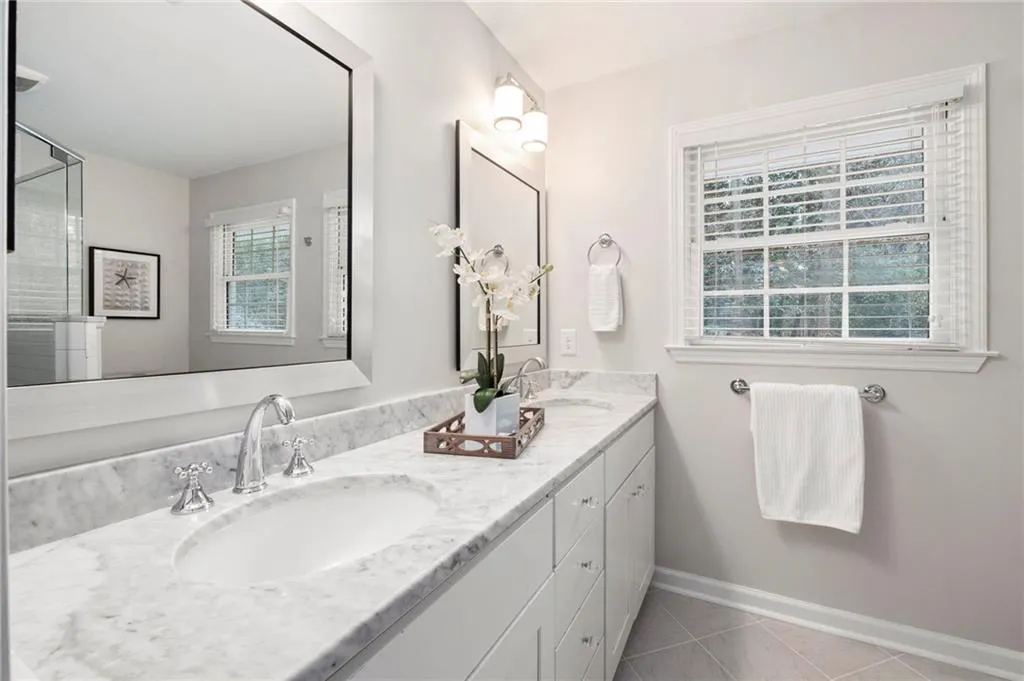 6585 Scott Valley Road, Atlanta, Georgia 30328, 3 Bedrooms Bedrooms, ,2 BathroomsBathrooms,Residential,Sold,6585 Scott Valley Road,6842181