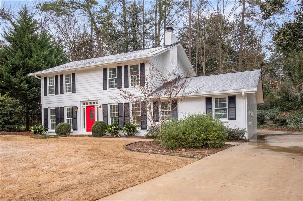 6585 Scott Valley Road, Atlanta, Georgia 30328, 3 Bedrooms Bedrooms, ,2 BathroomsBathrooms,Residential,Sold,6585 Scott Valley Road,6842181