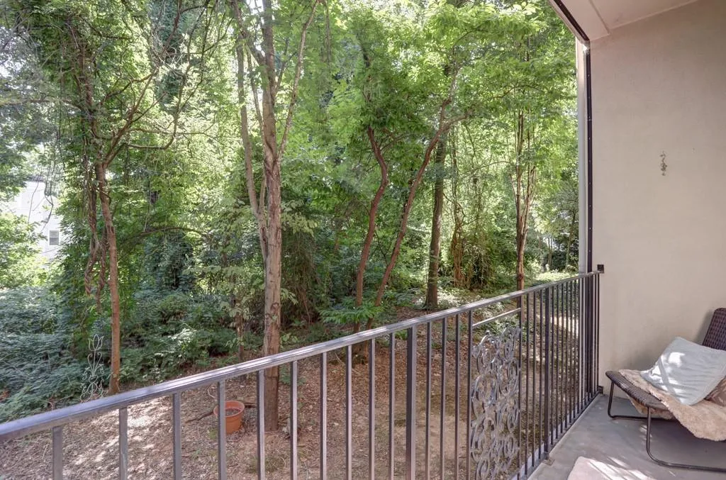 5415 Northland Drive Unit 110, Atlanta, Georgia 30342, 1 Bedroom Bedrooms, ,1 BathroomBathrooms,Residential,Sold,5415 Northland Drive Unit 110,7006845