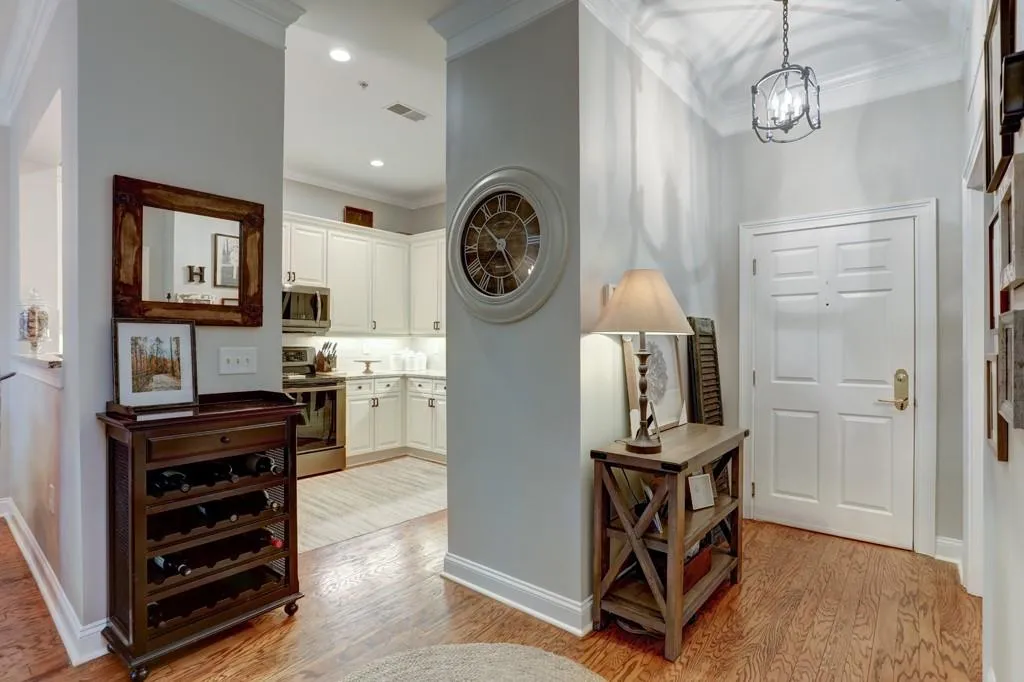 5415 Northland Drive Unit 110, Atlanta, Georgia 30342, 1 Bedroom Bedrooms, ,1 BathroomBathrooms,Residential,Sold,5415 Northland Drive Unit 110,7006845
