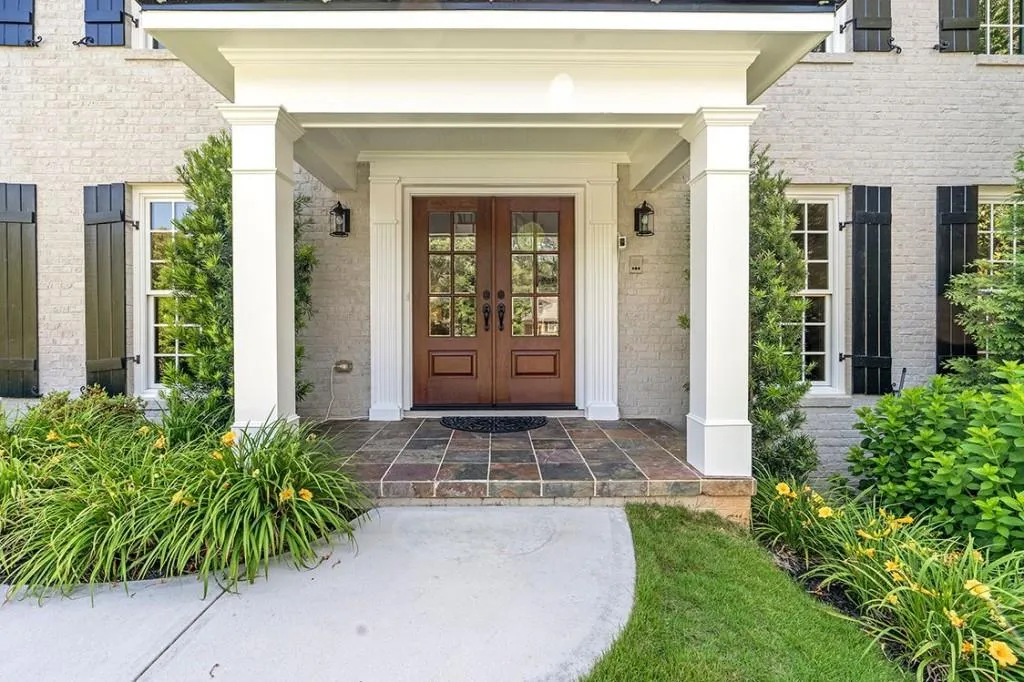 425 Breakwater Ridge, Sandy Springs, Georgia 30328, 6 Bedrooms Bedrooms, ,5 BathroomsBathrooms,Residential,Sold,425 Breakwater Ridge,7059922