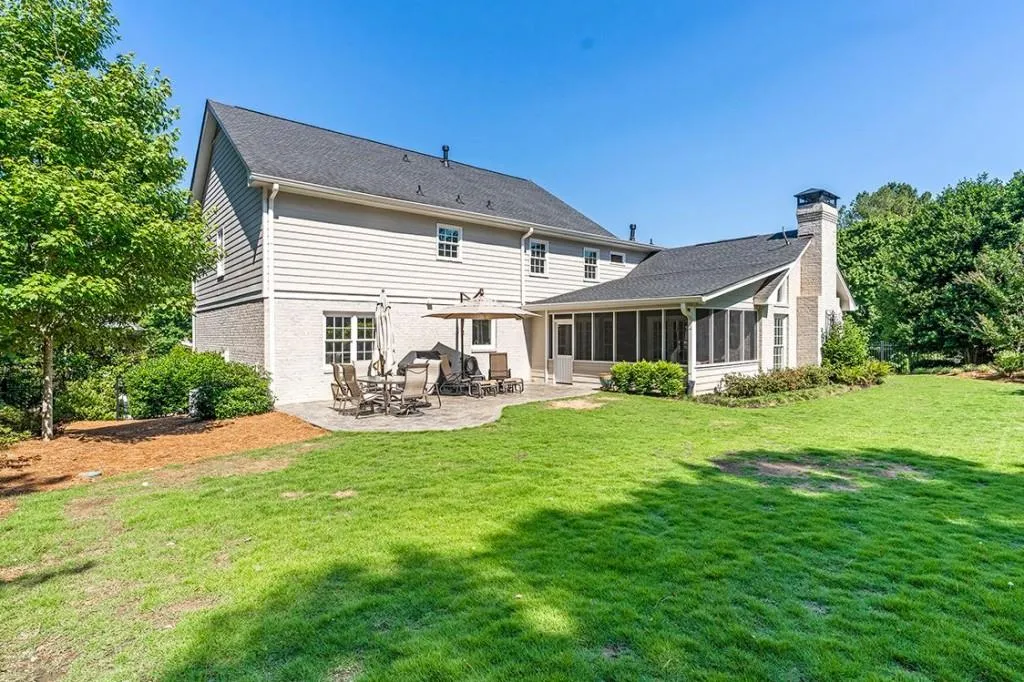 425 Breakwater Ridge, Sandy Springs, Georgia 30328, 6 Bedrooms Bedrooms, ,5 BathroomsBathrooms,Residential,Sold,425 Breakwater Ridge,7059922