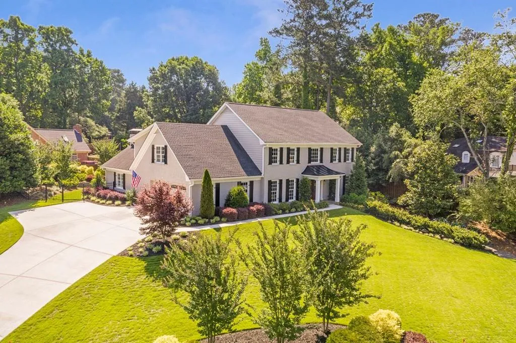 425 Breakwater Ridge, Sandy Springs, Georgia 30328, 6 Bedrooms Bedrooms, ,5 BathroomsBathrooms,Residential,Sold,425 Breakwater Ridge,7059922