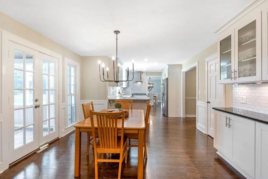 425 Breakwater Ridge, Sandy Springs, Georgia 30328, 6 Bedrooms Bedrooms, ,5 BathroomsBathrooms,Residential,Sold,425 Breakwater Ridge,7059922