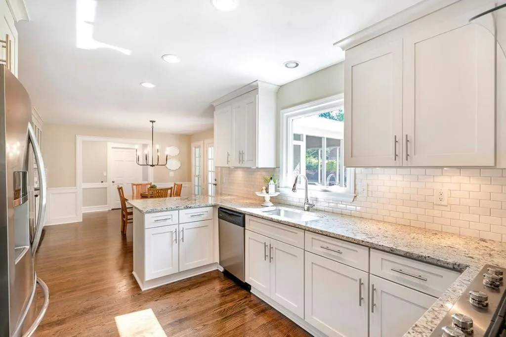 425 Breakwater Ridge, Sandy Springs, Georgia 30328, 6 Bedrooms Bedrooms, ,5 BathroomsBathrooms,Residential,Sold,425 Breakwater Ridge,7059922