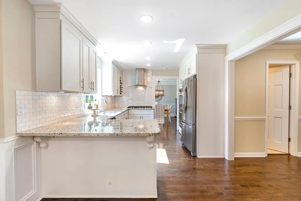 425 Breakwater Ridge, Sandy Springs, Georgia 30328, 6 Bedrooms Bedrooms, ,5 BathroomsBathrooms,Residential,Sold,425 Breakwater Ridge,7059922