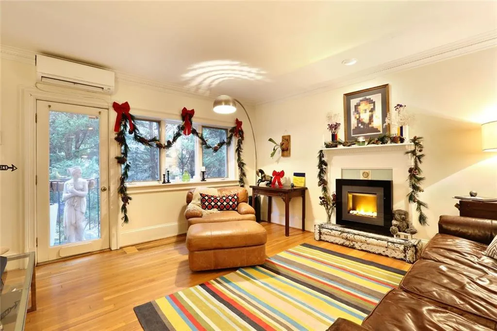 32 28th Street Unit 203, Atlanta, Georgia 30309, 1 Bedroom Bedrooms, ,1 BathroomBathrooms,Residential,Sold,32 28th Street Unit 203,5784706