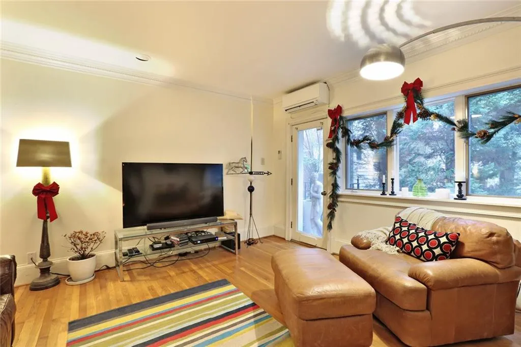 32 28th Street Unit 203, Atlanta, Georgia 30309, 1 Bedroom Bedrooms, ,1 BathroomBathrooms,Residential,Sold,32 28th Street Unit 203,5784706