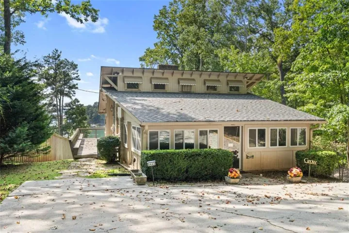 6442 Ford Road, Flowery Branch, Georgia 30542