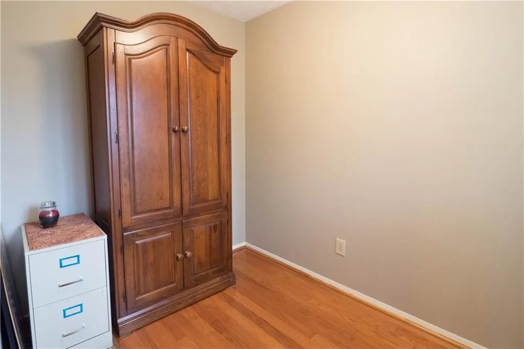 905 Woodcliff Drive, Atlanta, Georgia 30350, 2 Bedrooms Bedrooms, ,2 BathroomsBathrooms,Residential,Sold,905 Woodcliff Drive,6505148