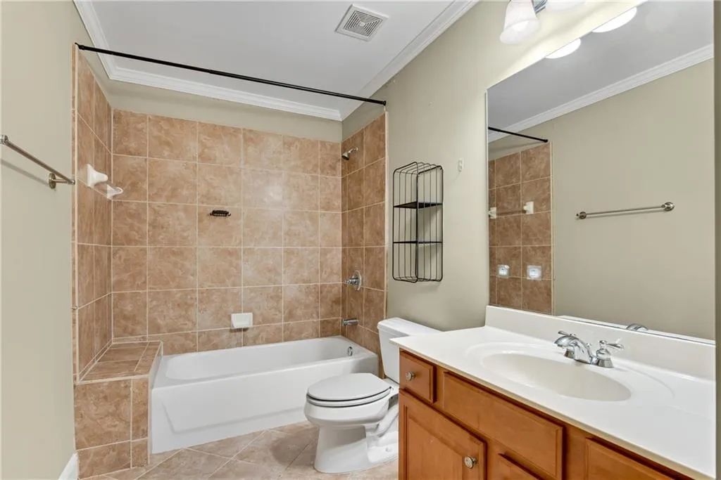 Full bath on terrace level