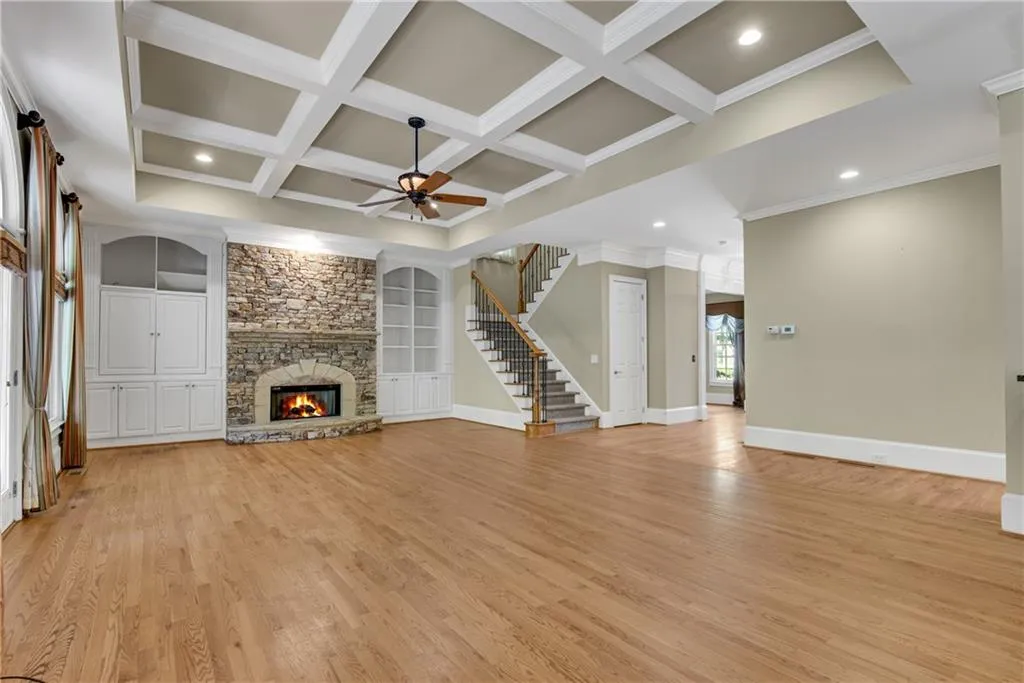 545 Glengate Cove, Atlanta, Georgia 30328, 5 Bedrooms Bedrooms, ,5 BathroomsBathrooms,Residential,Sold,545 Glengate Cove,7403499