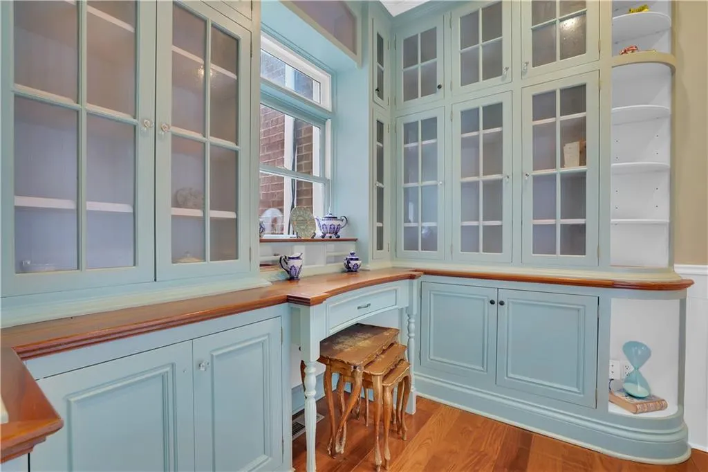Atlanta, Georgia 30350, 7 Bedrooms Bedrooms, ,8 BathroomsBathrooms,Residential,For Sale,7734144