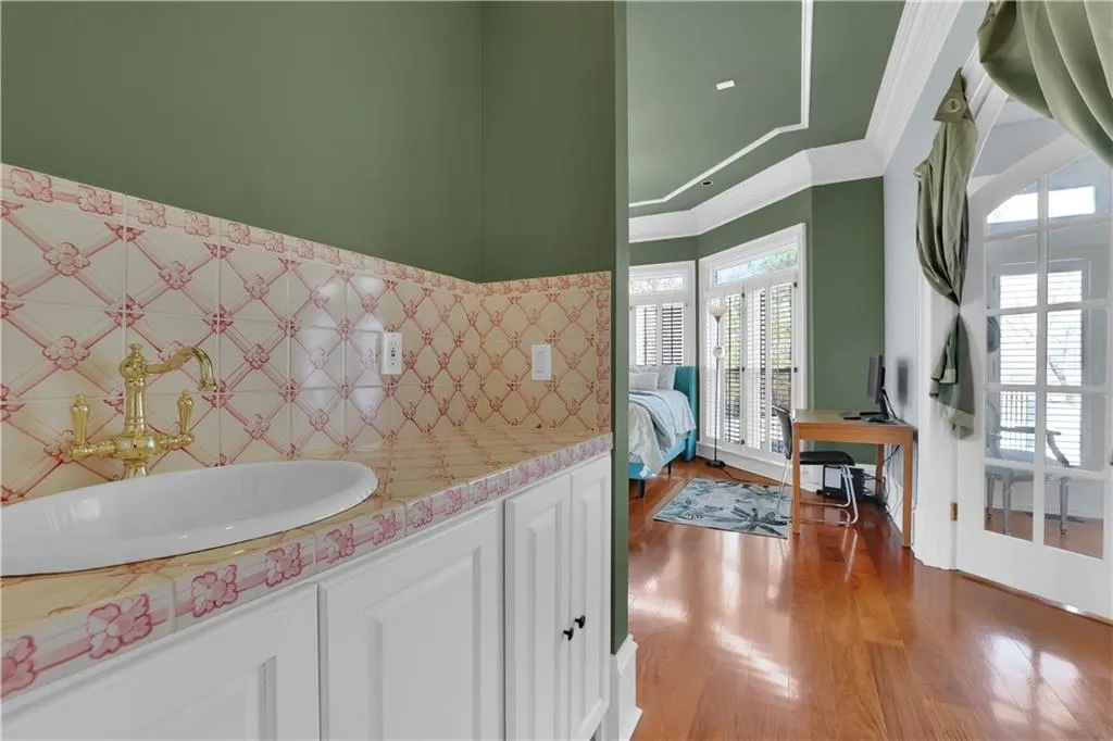 Atlanta, Georgia 30350, 7 Bedrooms Bedrooms, ,8 BathroomsBathrooms,Residential,For Sale,7734144