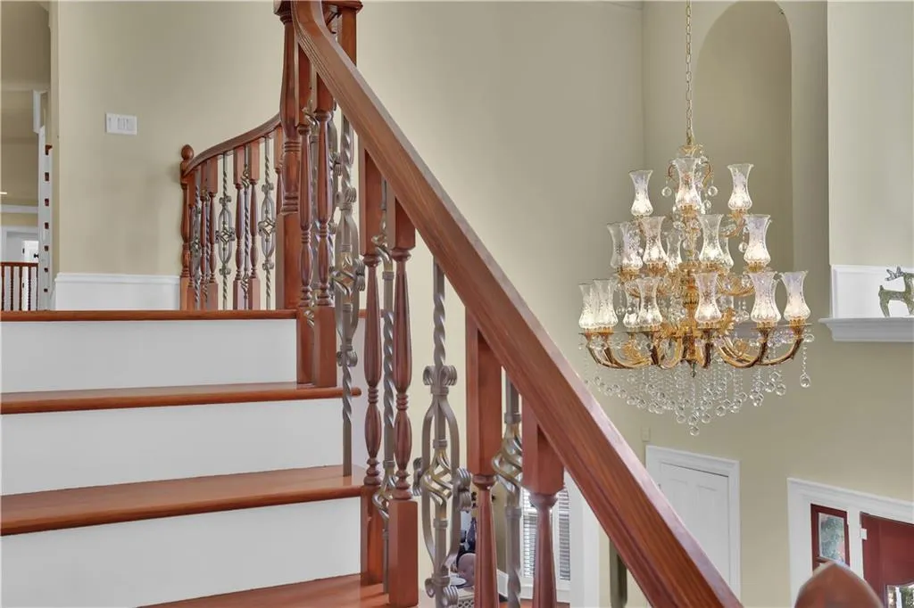 Atlanta, Georgia 30350, 7 Bedrooms Bedrooms, ,8 BathroomsBathrooms,Residential,For Sale,7734144