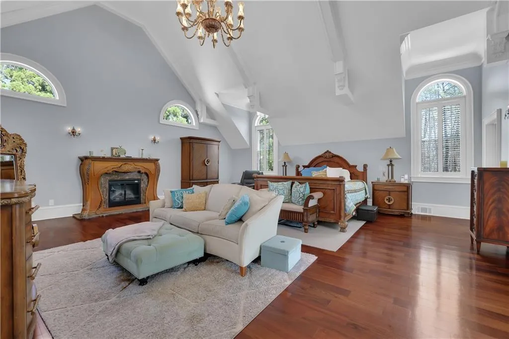 Atlanta, Georgia 30350, 7 Bedrooms Bedrooms, ,8 BathroomsBathrooms,Residential,For Sale,7734144