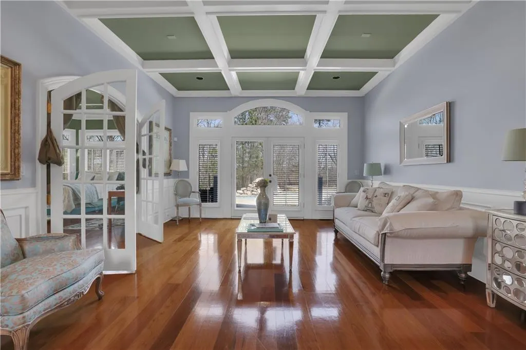Atlanta, Georgia 30350, 7 Bedrooms Bedrooms, ,8 BathroomsBathrooms,Residential,For Sale,7734144