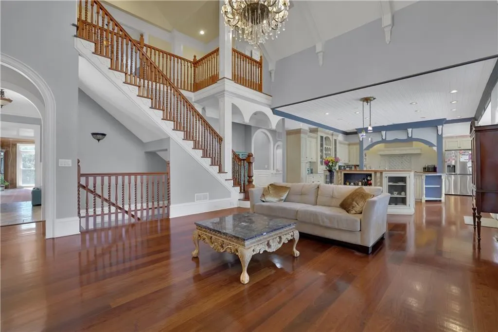 Atlanta, Georgia 30350, 7 Bedrooms Bedrooms, ,8 BathroomsBathrooms,Residential,For Sale,7734144