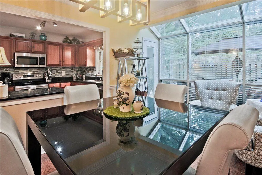 65 Mount Vernon Circle, Sandy Springs, Georgia 30338, 2 Bedrooms Bedrooms, ,2 BathroomsBathrooms,Residential,For Sale,65 Mount Vernon Circle,7660814