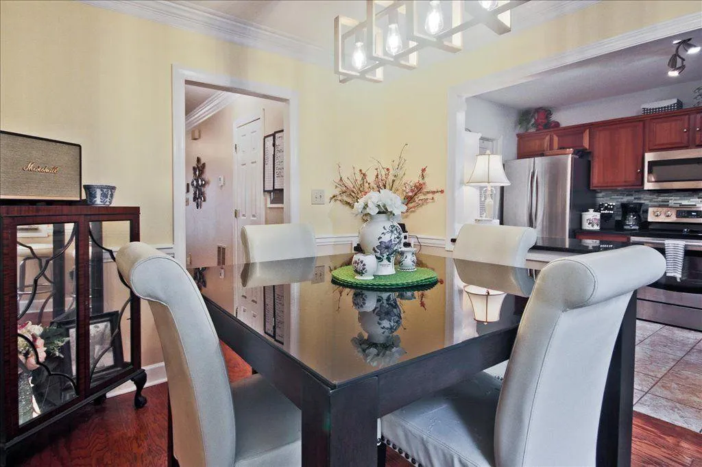 65 Mount Vernon Circle, Sandy Springs, Georgia 30338, 2 Bedrooms Bedrooms, ,2 BathroomsBathrooms,Residential,For Sale,65 Mount Vernon Circle,7660814