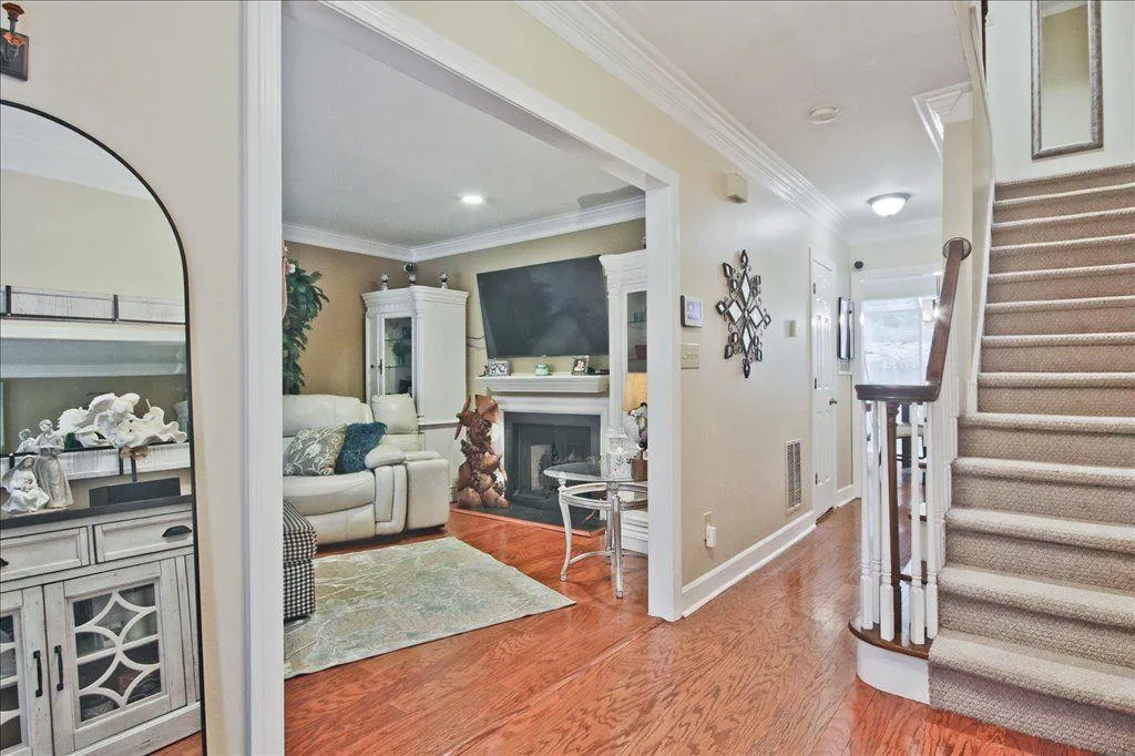 65 Mount Vernon Circle, Sandy Springs, Georgia 30338, 2 Bedrooms Bedrooms, ,2 BathroomsBathrooms,Residential,For Sale,65 Mount Vernon Circle,7660814