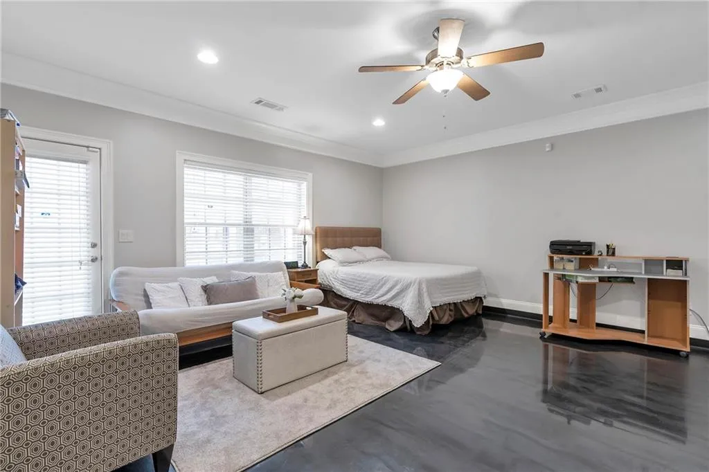 2690 Derby Walk Ne Unit 53, Atlanta, Georgia 30319, 4 Bedrooms Bedrooms, ,3 BathroomsBathrooms,Residential,For Sale,2690 Derby Walk Ne Unit 53,7574439