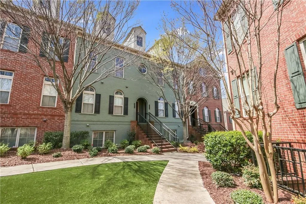 6415 Paulson Place, Atlanta, Georgia 30328, 3 Bedrooms Bedrooms, ,3 BathroomsBathrooms,Residential,For Sale,6415 Paulson Place,7652091