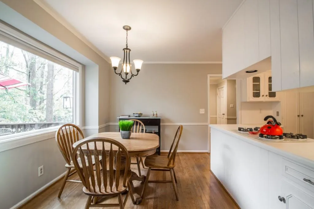 85 Brandon Ridge Drive, Sandy Springs, Georgia 30328, 5 Bedrooms Bedrooms, ,3 BathroomsBathrooms,Residential,Sold,85 Brandon Ridge Drive,5777644