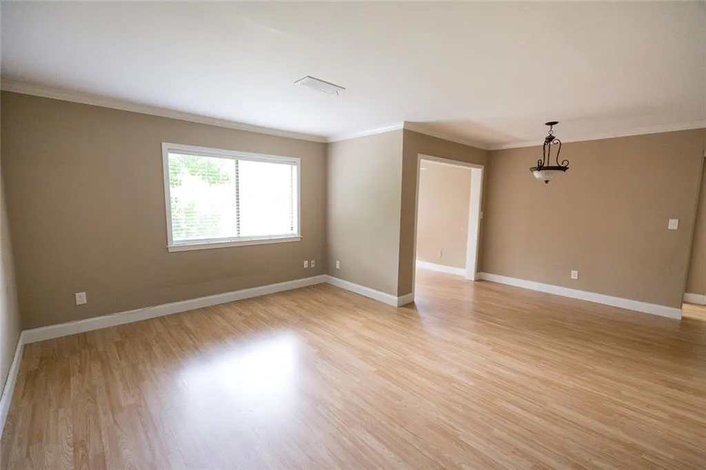 1112 Wingate Way, Sandy Springs, Georgia 30350, 1 Bedroom Bedrooms, ,1 BathroomBathrooms,Residential,Sold,1112 Wingate Way,6776828