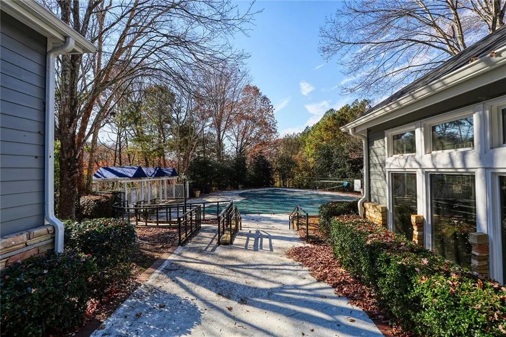 1104 Santa Fe Parkway, Sandy Springs, Georgia 30350, 1 Bedroom Bedrooms, ,1 BathroomBathrooms,Residential,Sold,1104 Santa Fe Parkway,6979929