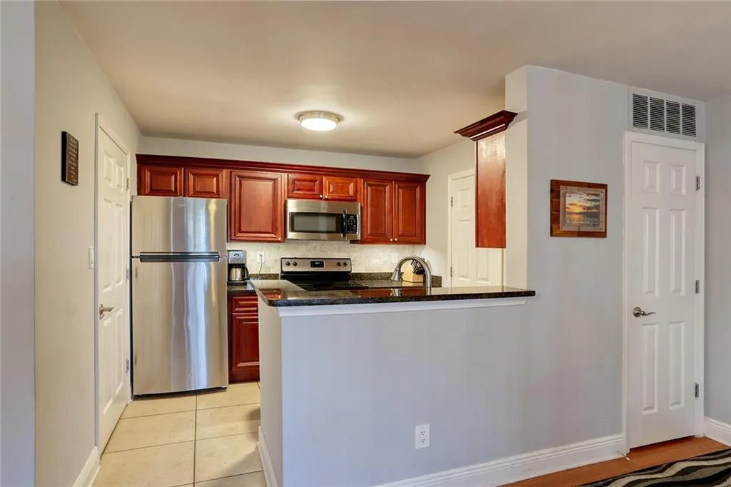 1104 Santa Fe Parkway, Sandy Springs, Georgia 30350, 1 Bedroom Bedrooms, ,1 BathroomBathrooms,Residential,Sold,1104 Santa Fe Parkway,6979929