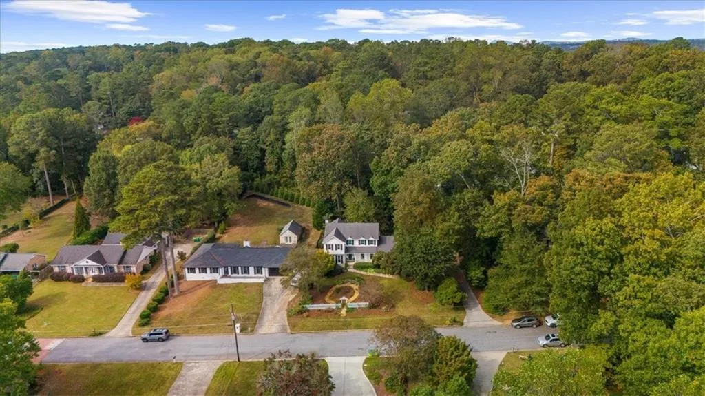Aerial overview of property's location