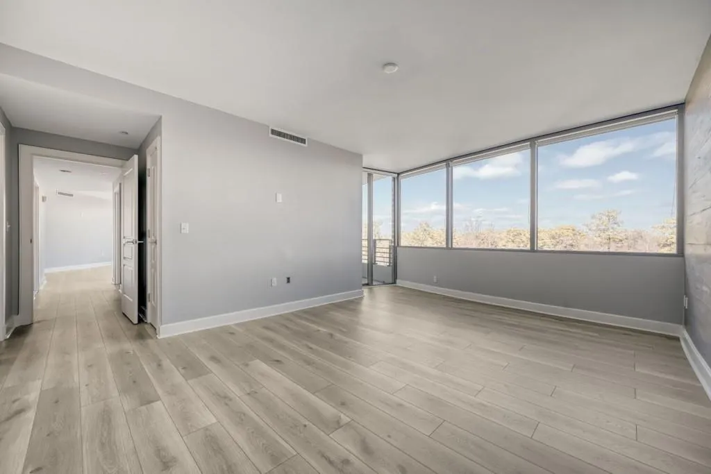 700 Park Regency Place Unit 1207, Atlanta, Georgia 30326, 2 Bedrooms Bedrooms, 0 ,2 BathroomsBathrooms,Residential,For Sale,700 Park Regency Place Unit 1207,7842219