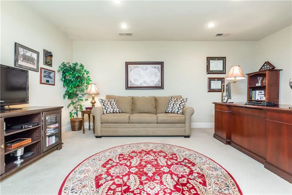 5444 Glenridge View, Atlanta, Georgia 30342, 3 Bedrooms Bedrooms, ,3 BathroomsBathrooms,Residential,Sold,5444 Glenridge View,7058426