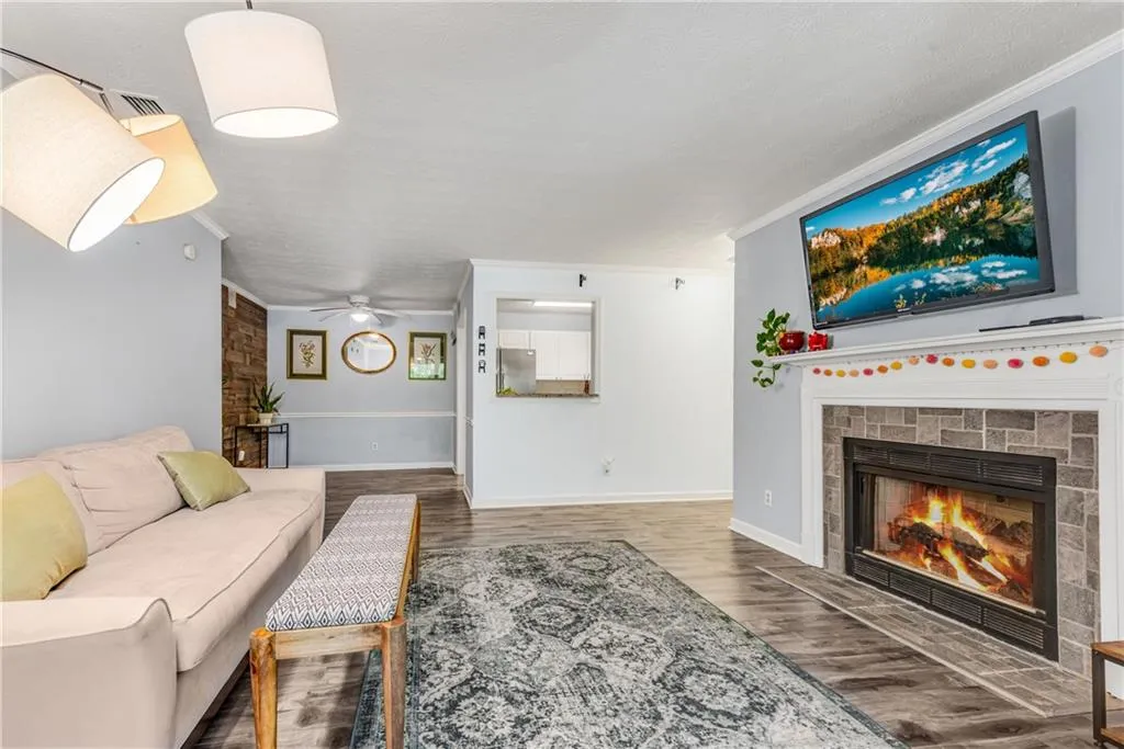 701 Gettysburg Place, Sandy Springs, Georgia 30350, 2 Bedrooms Bedrooms, ,1 BathroomBathrooms,Residential,Sold,701 Gettysburg Place,7262421