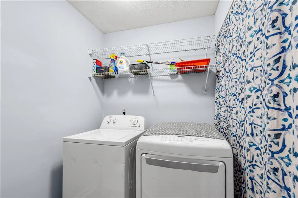 701 Gettysburg Place, Sandy Springs, Georgia 30350, 2 Bedrooms Bedrooms, ,1 BathroomBathrooms,Residential,Sold,701 Gettysburg Place,7262421