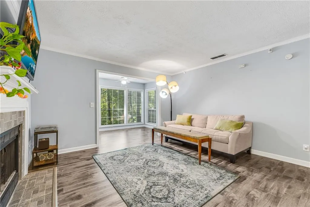 701 Gettysburg Place, Sandy Springs, Georgia 30350, 2 Bedrooms Bedrooms, ,1 BathroomBathrooms,Residential,Sold,701 Gettysburg Place,7262421