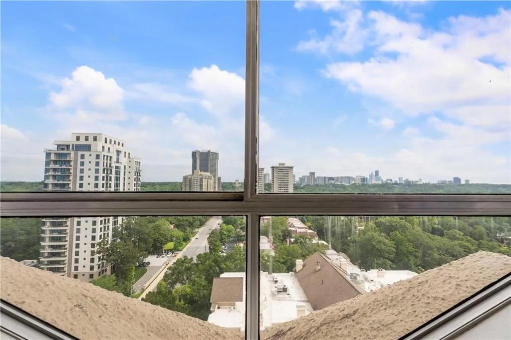 2479 Peachtree Road Ne Unit 1804, Atlanta, Georgia 30305, 3 Bedrooms Bedrooms, ,2 BathroomsBathrooms,Residential,For Sale,2479 Peachtree Road Ne Unit 1804,7631569