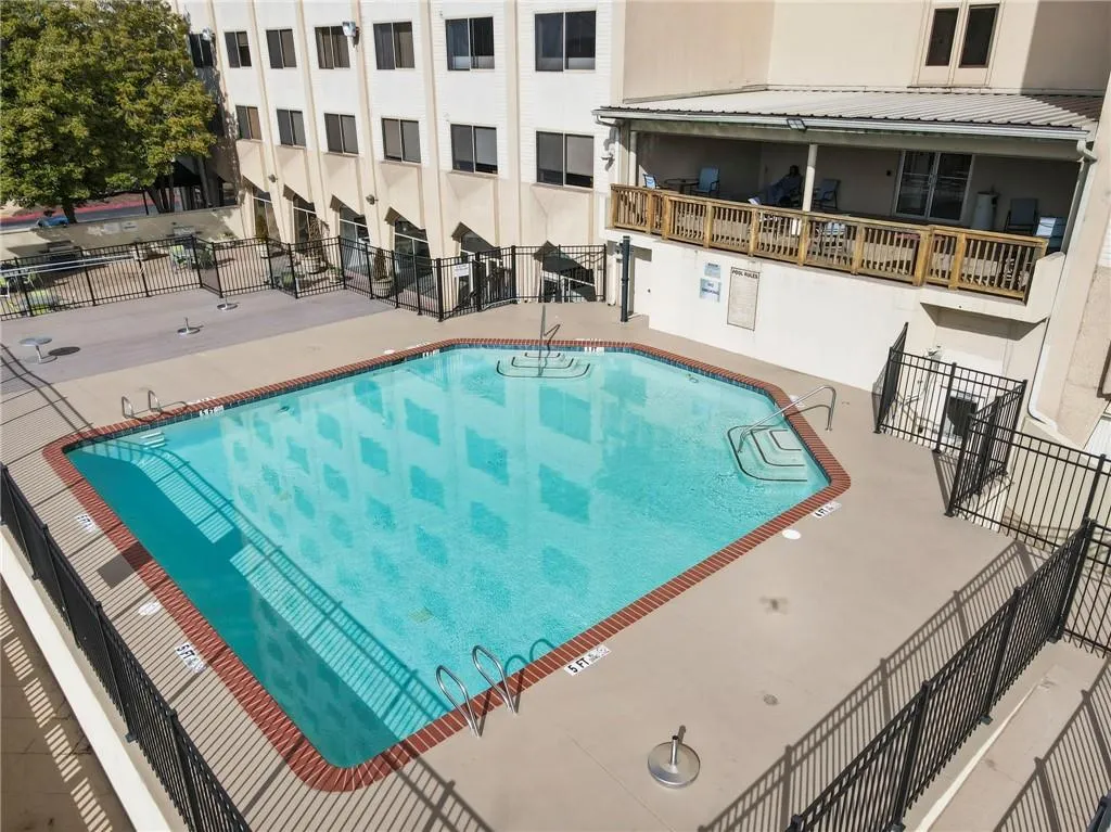 2479 Peachtree Road Ne Unit 1804, Atlanta, Georgia 30305, 3 Bedrooms Bedrooms, ,2 BathroomsBathrooms,Residential,For Sale,2479 Peachtree Road Ne Unit 1804,7631569