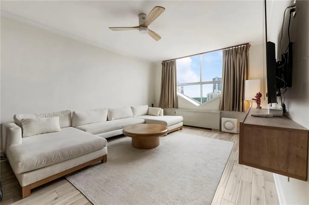 2479 Peachtree Road Ne Unit 1804, Atlanta, Georgia 30305, 3 Bedrooms Bedrooms, ,2 BathroomsBathrooms,Residential,For Sale,2479 Peachtree Road Ne Unit 1804,7631569
