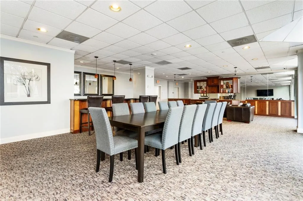 2479 Peachtree Road Ne Unit 1804, Atlanta, Georgia 30305, 3 Bedrooms Bedrooms, ,2 BathroomsBathrooms,Residential,For Sale,2479 Peachtree Road Ne Unit 1804,7631569