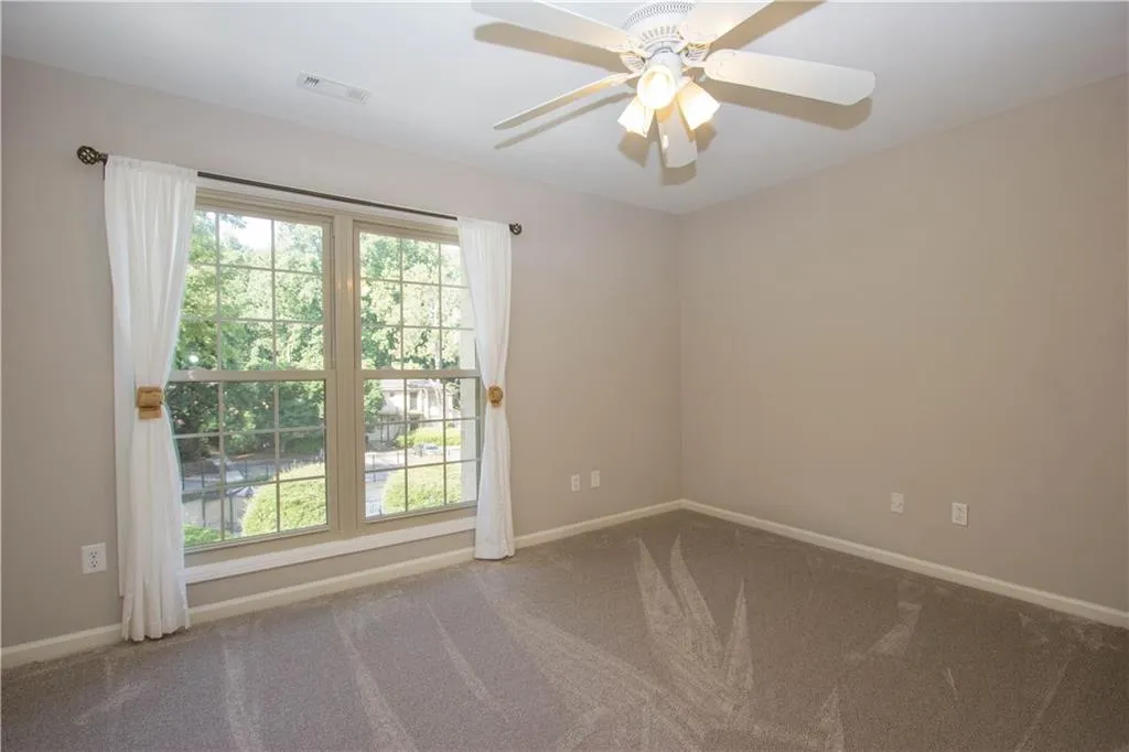 5400 Roswell Road Ne Unit N1, Sandy Springs, Georgia 30342, 2 Bedrooms Bedrooms, ,2 BathroomsBathrooms,Residential,Sold,5400 Roswell Road Ne Unit N1,5877913