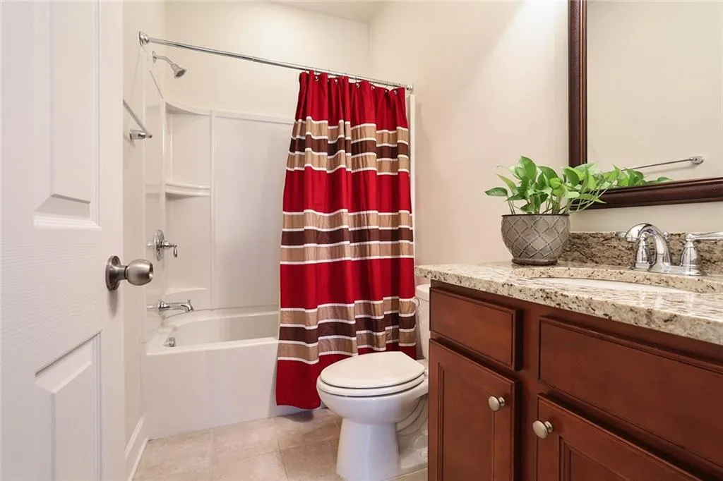 158 Barkley Lane, Sandy Springs, Georgia 30328, 3 Bedrooms Bedrooms, ,3 BathroomsBathrooms,Residential,Sold,158 Barkley Lane,6533984